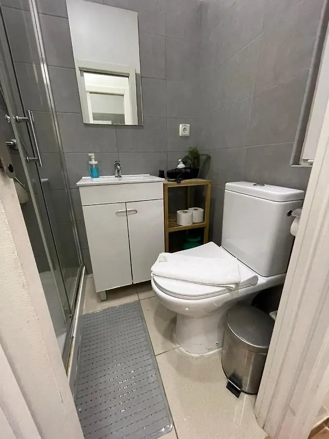 Antique M1 R1 - Amazing Double Room With Shared Bathroom In Marques Pombal Lisboa Penzion